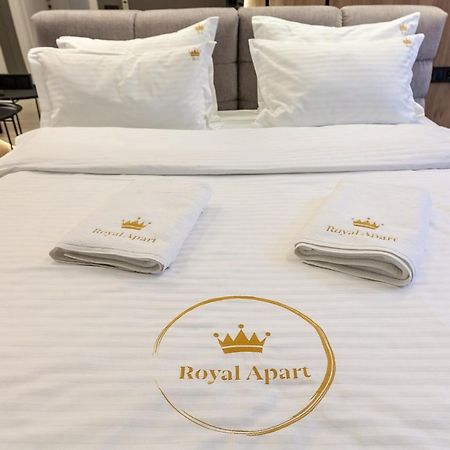 Royal Apartament On Voloshyna 2 Lviv Kültér fotó